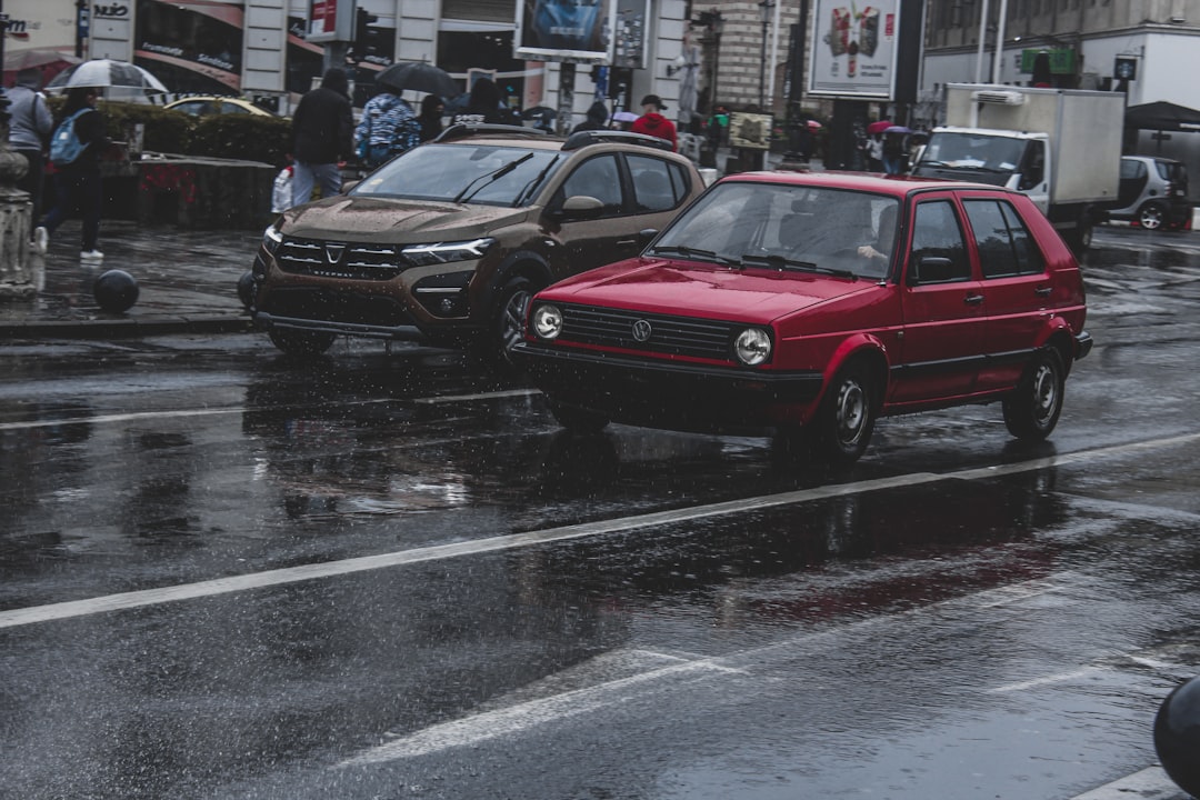 comparez les meilleures assurances auto en ligne et trouvez la couverture idéale au meilleur prix pour protéger votre véhicule.