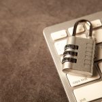 gestionnaire de mots de passe sécurisé pour stocker, générer et gérer facilement tous vos mots de passe en un seul endroit.