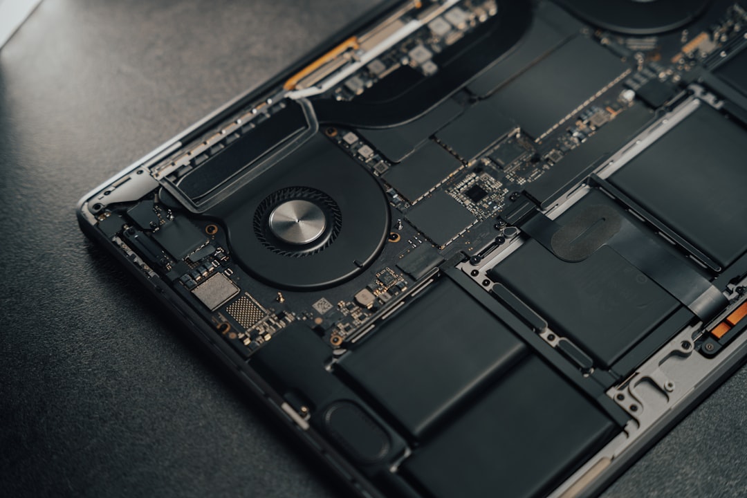 découvrez nos astuces et conseils pour optimiser la durée de vie de la batterie de votre ordinateur portable et améliorer ses performances.