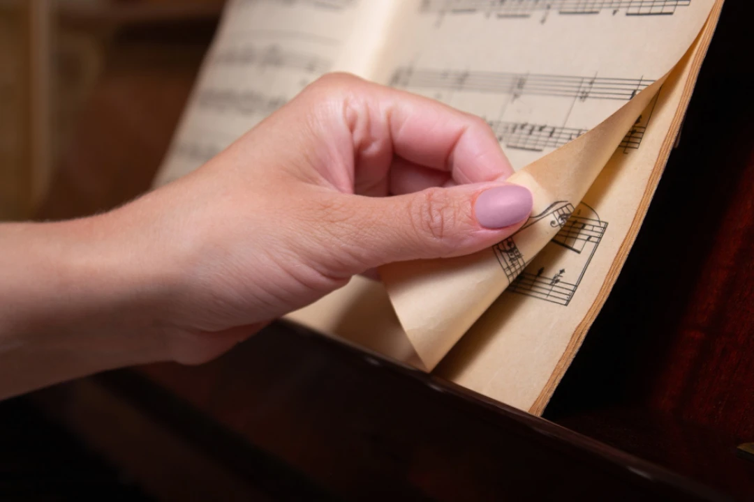 Donner une expression à sa première pièce classique au piano